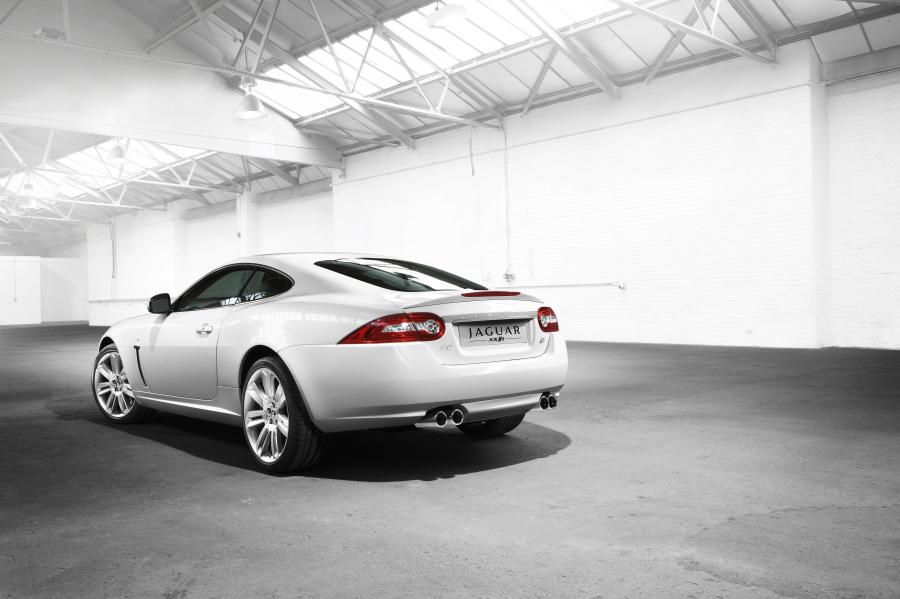  Jaguar XKR Coupe 2009 года  (фото 127 из 132)